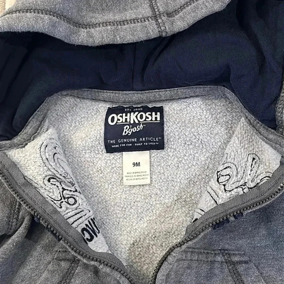OshKosh B'gosh - full zip hoodie. Size 9 months - Picture 3 of 4